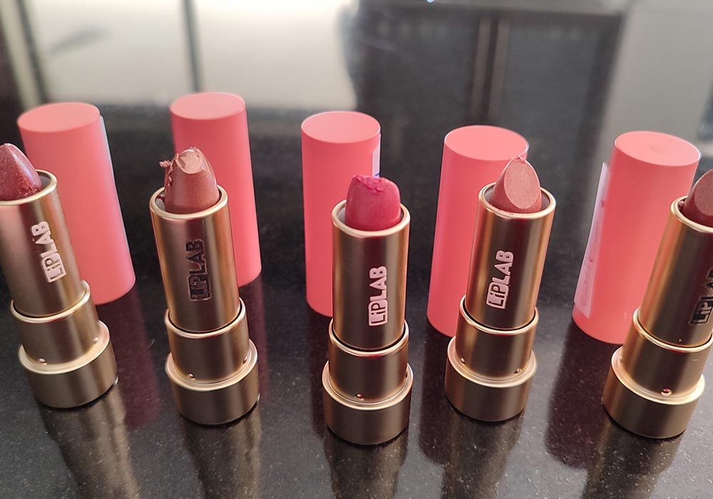 Fun-Lipstick-Workshop-Colours-nudes