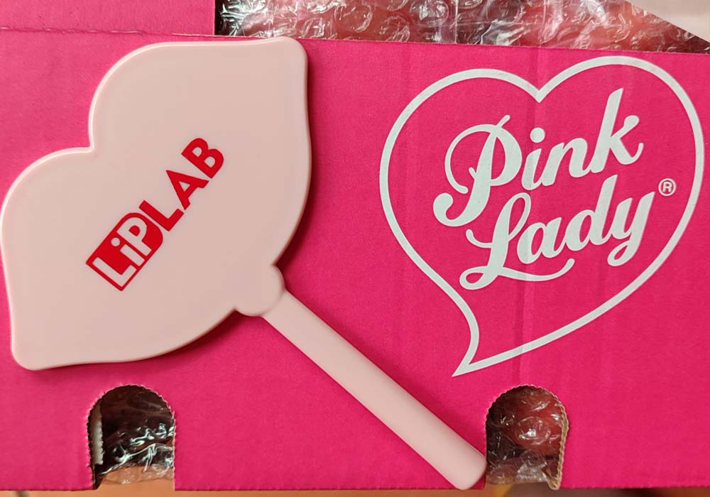 LiPLAB Joins Pink Lady Apples for Crafts for Cancer